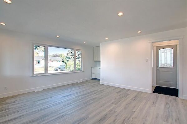 Calgary 3 bedrooms Main Floor for rent. Property photo: 641009-3