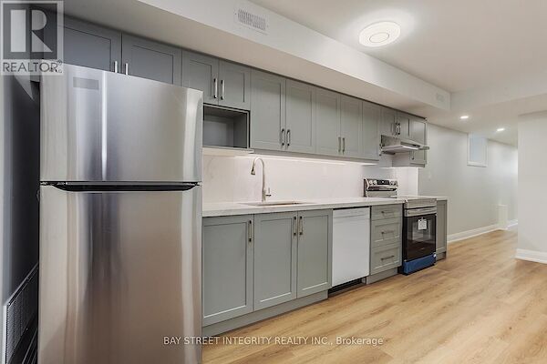 Toronto 3 bedrooms House for rent. Property photo: 641125-2