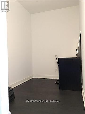 Toronto 2 bedrooms Apartment for rent. Property photo: 641162-2