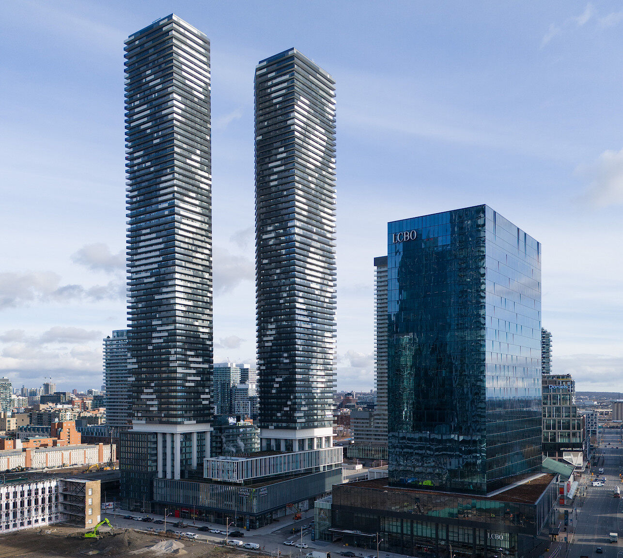 Toronto 2 bedrooms Apartment for rent. Property photo: 641194-1