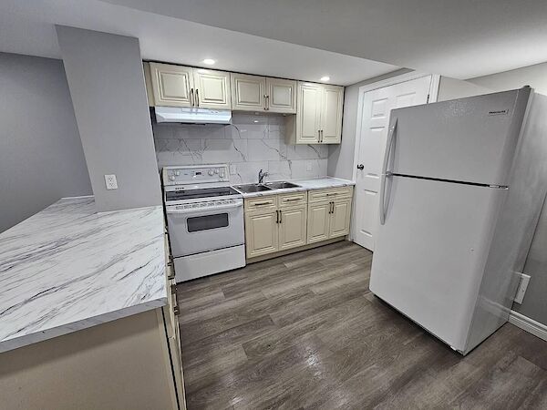Peterborough 2 bedrooms Basement for rent. Property photo: 641217-3
