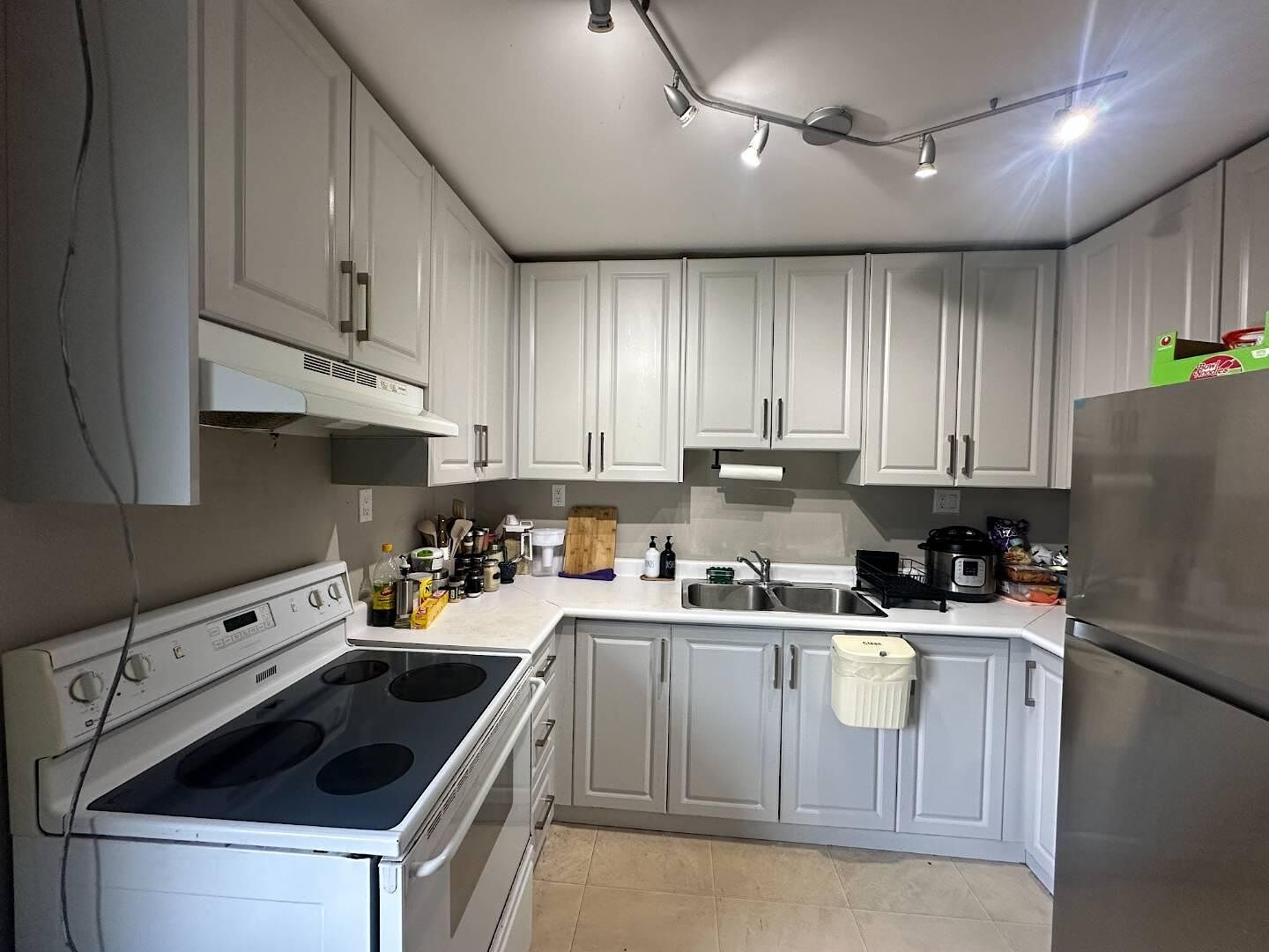 Oshawa 2 bedrooms Main Floor for rent. Property photo: 641221-1