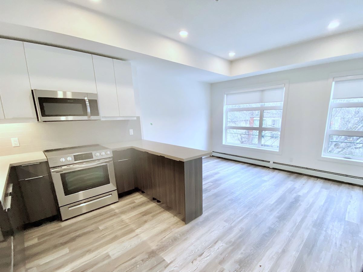 Edmonton 1 bedroom Condo Unit for rent. Property photo: 641256-1