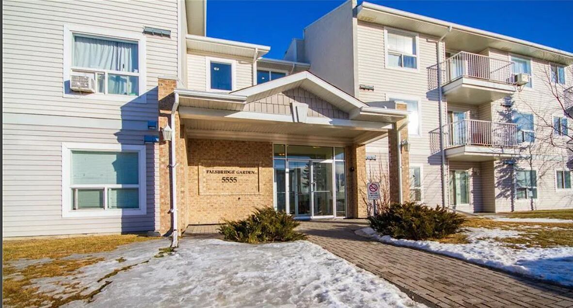 Calgary 2 bedrooms Condo Unit for rent. Property photo: 641283-1