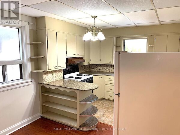 Toronto 2 bedrooms House for rent. Property photo: 641299-3