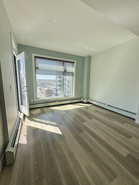 Calgary 1 bedroom Condo Unit for rent. Property photo: 641342-3
