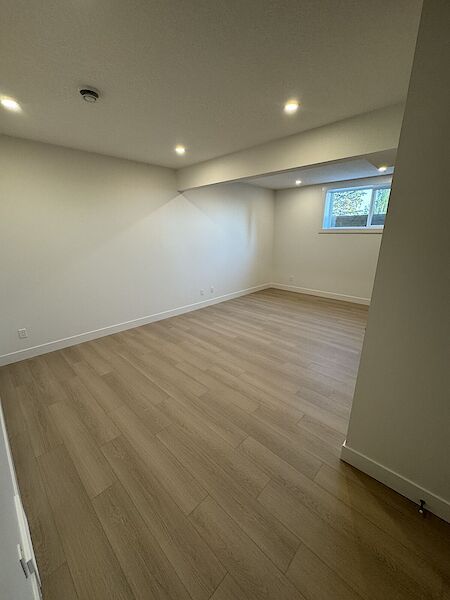 Calgary 2 bedrooms Basement for rent. Property photo: 641363-3