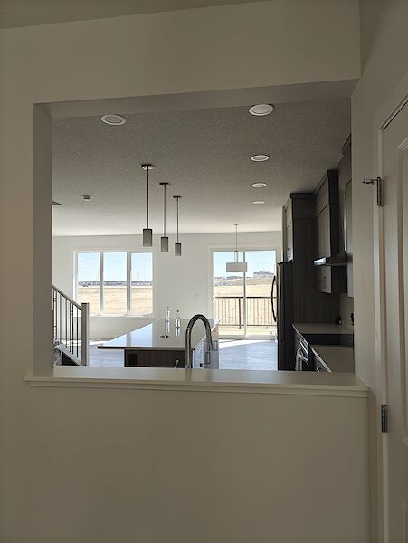 Calgary 3 + Den bedrooms House for rent. Property photo: 641466-2