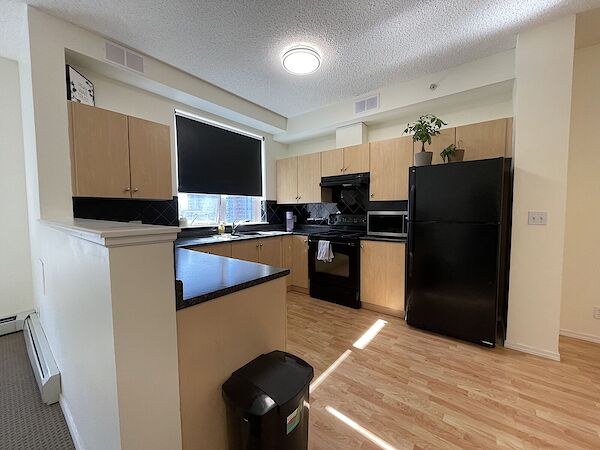 Calgary 1 bedroom Condo Unit for rent. Property photo: 641504-2