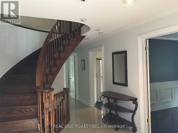 Mississauga 2 bedrooms House for rent. Property photo: 641518-2