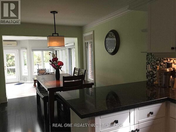 Mississauga 2 bedrooms House for rent. Property photo: 641518-3
