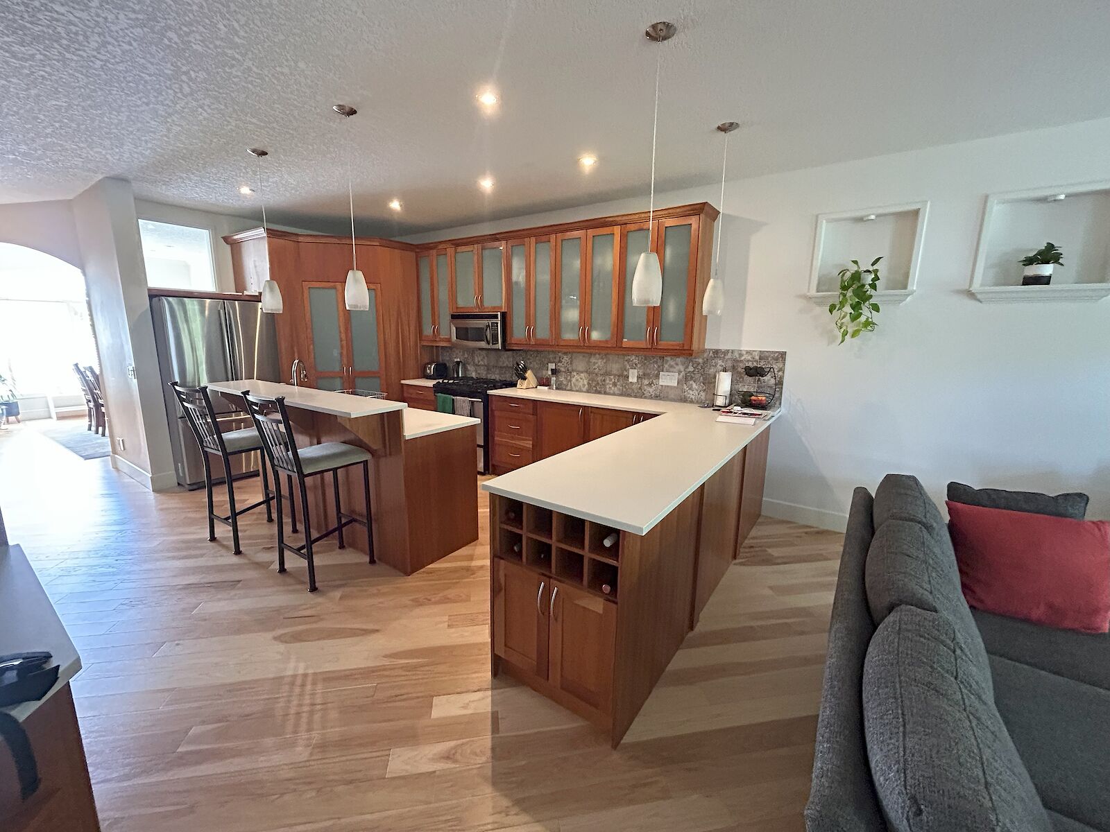 Calgary 3 bedrooms Duplex for rent. Property photo: 641577-1