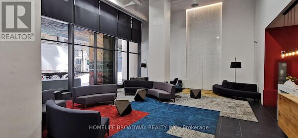 Toronto studio Apartment for rent. Property photo: 641680-2