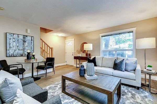 Calgary 2 bedrooms Duplex for rent. Property photo: 641865-3