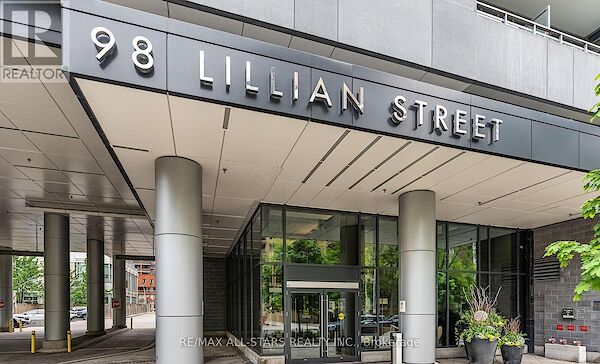 Toronto 2 bedrooms Apartment for rent. Property photo: 641867-2