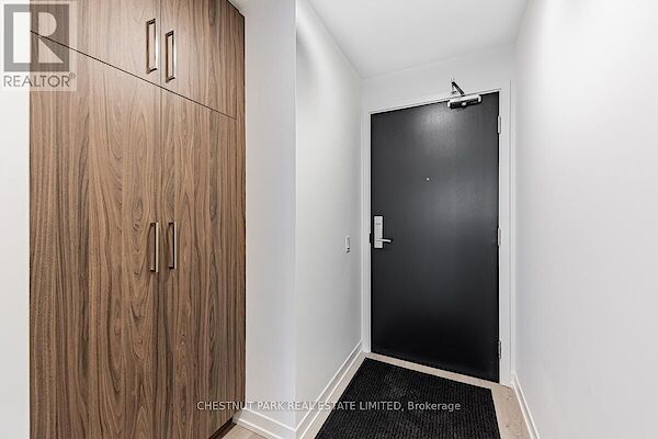 Toronto 2 bedrooms Apartment for rent. Property photo: 641870-2