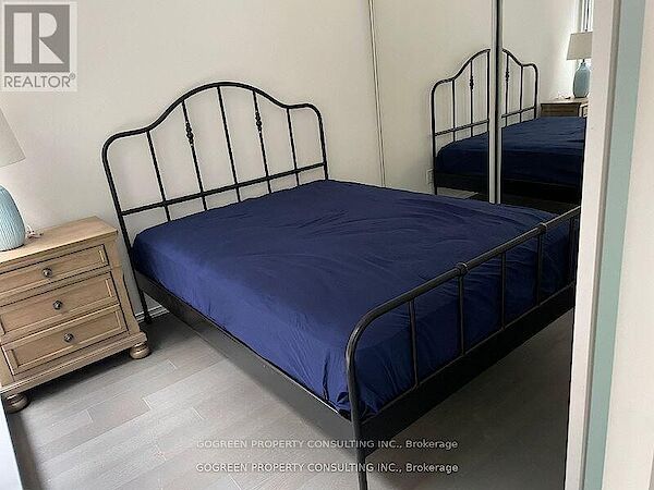 Toronto 2 bedrooms Apartment for rent. Property photo: 641901-2