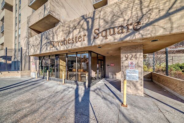 Calgary 2 bedrooms Condo Unit for rent. Property photo: 642095-2