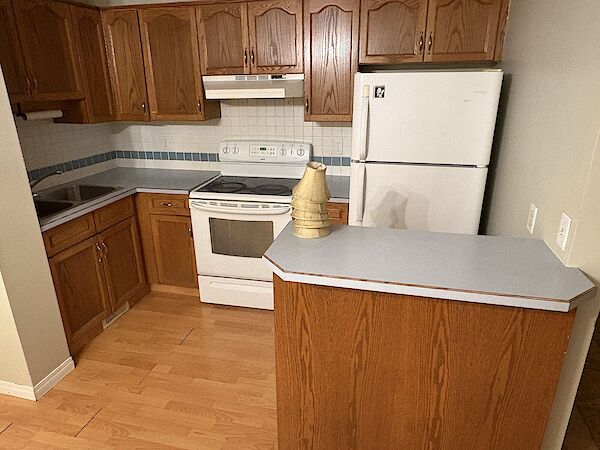 Calgary 2 bedrooms Condo Unit for rent. Property photo: 642280-3