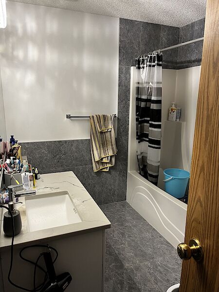 Calgary 3 bedrooms Main Floor for rent. Property photo: 642371-3