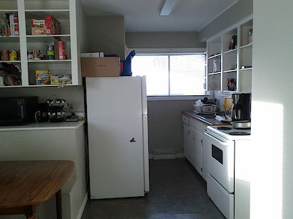 Kitchen Calgary 3 bedrooms Main Floor for rent. Property photo: 64241-3