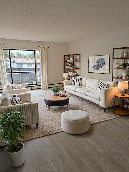 Surrey 2 bedrooms Apartment for rent. Property photo: 642424-3