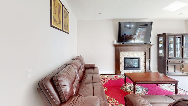 Calgary 4 bedrooms House for rent. Property photo: 642461-3