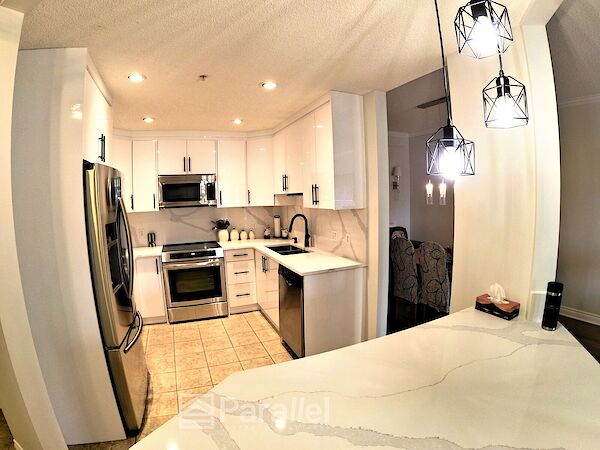 Calgary 2 bedrooms Condo Unit for rent. Property photo: 642476-3