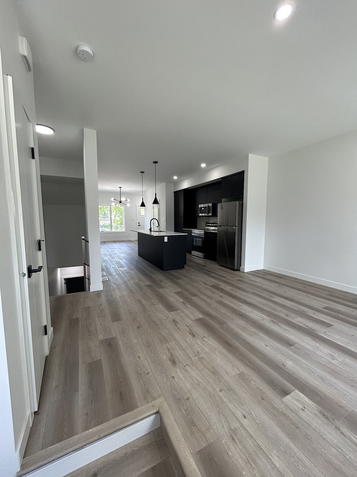 Winnipeg 2 bedrooms Duplex for rent. Property photo: 642503-1