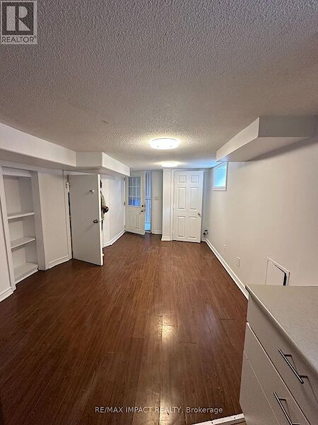 Oshawa 1 bedroom House for rent. Property photo: 642560-3