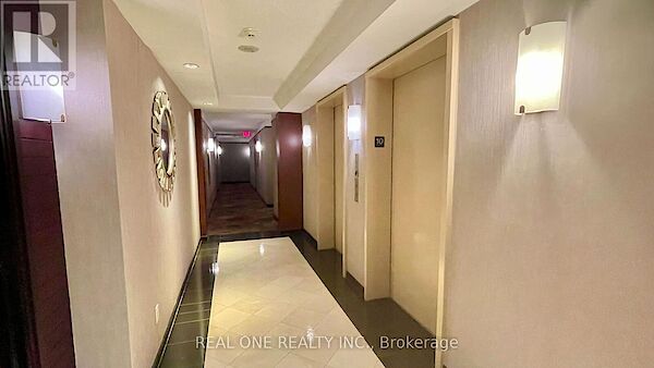 Toronto 2 bedrooms Apartment for rent. Property photo: 642564-3