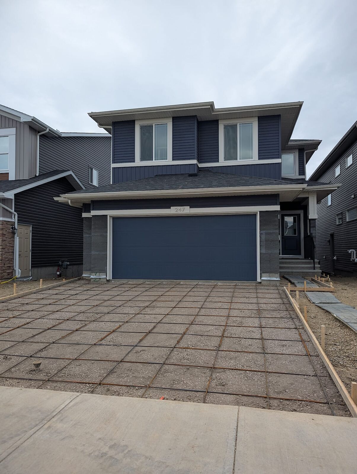 Calgary 2 bedrooms Basement for rent. Property photo: 642574-1