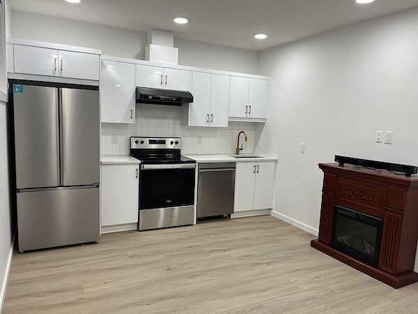 Calgary 2 bedrooms Basement for rent. Property photo: 642699-2