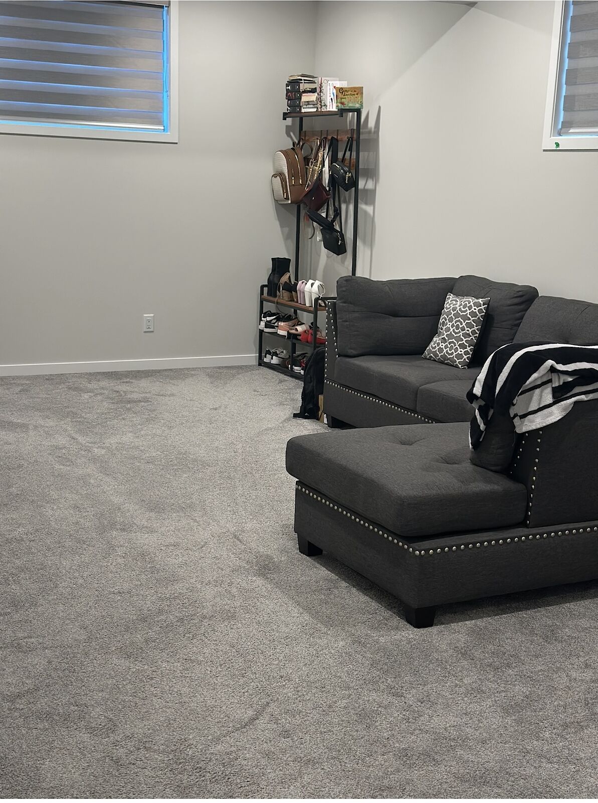 Calgary 1 bedroom Basement for rent. Property photo: 642734-1