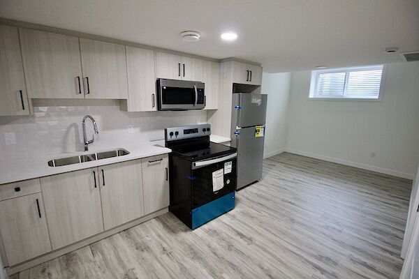 Edmonton 1 bedroom Basement for rent. Property photo: 642817-2