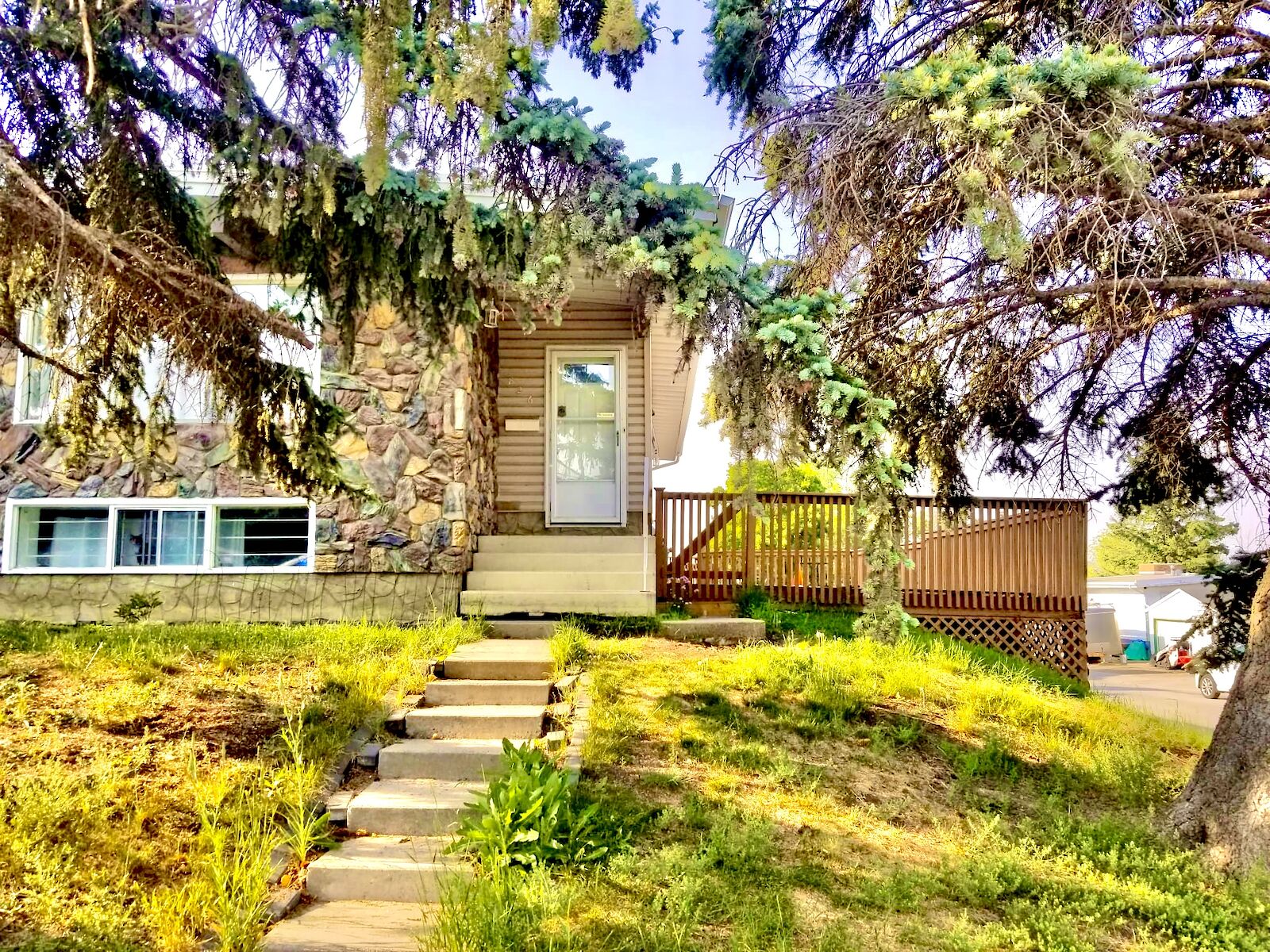 Calgary 2 bedrooms Main Floor for rent. Property photo: 642835-1