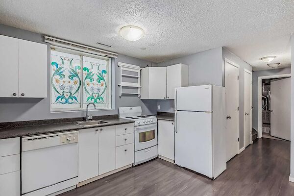 Calgary 1 bedroom Basement for rent. Property photo: 642871-2