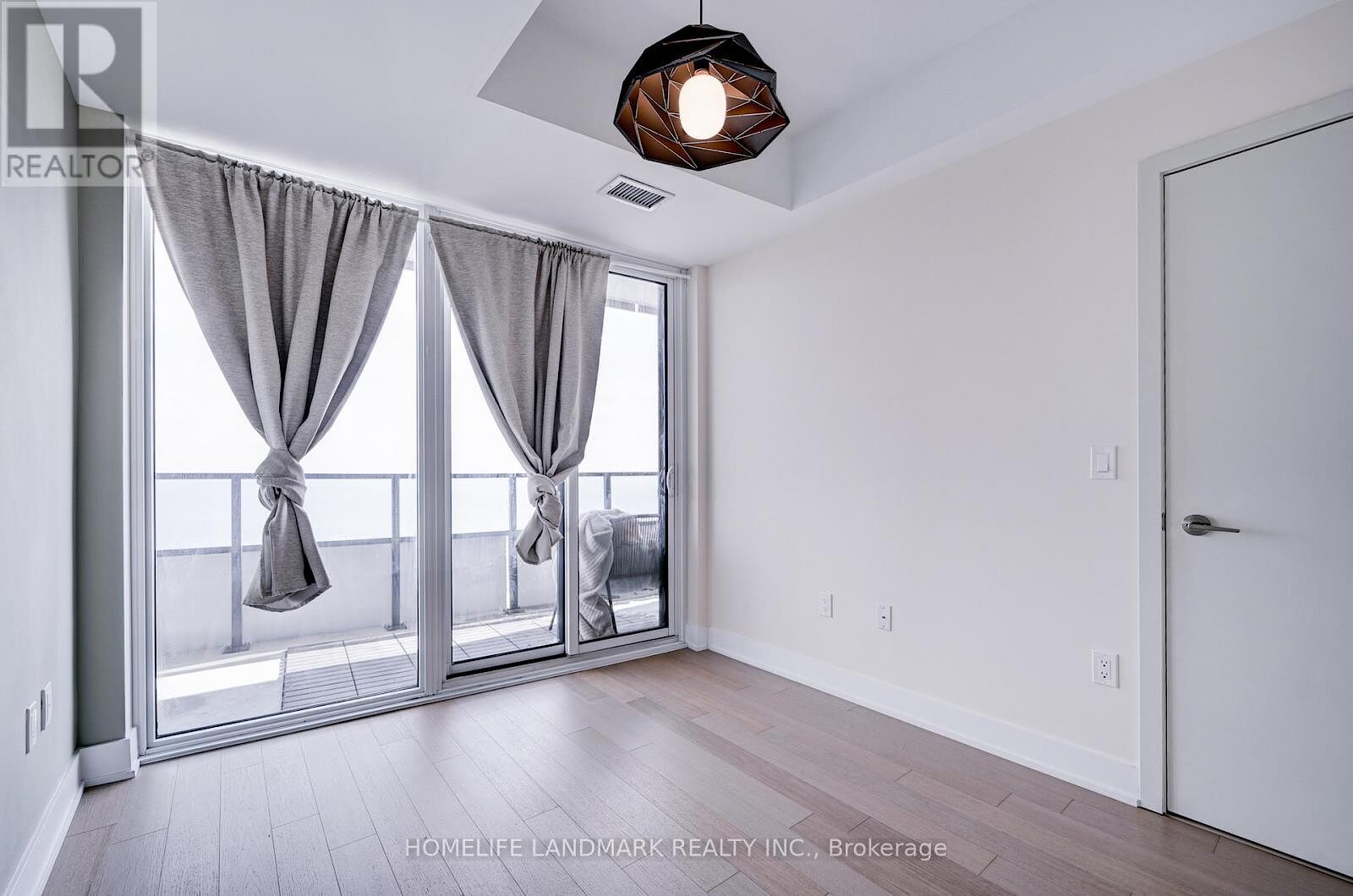 Toronto 2 bedrooms Apartment for rent. Property photo: 642918-1