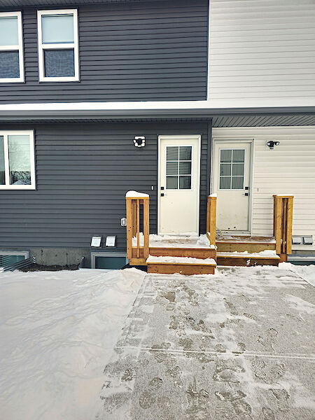 Edmonton 3 bedrooms Basement for rent. Property photo: 643038-3