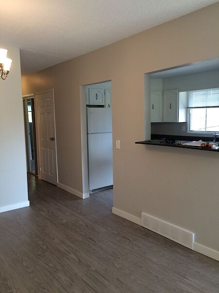 Calgary 2 bedrooms Duplex for rent. Property photo: 643042-3