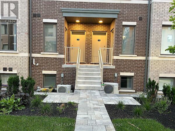 Toronto 3 bedrooms Townhouse for rent. Property photo: 643154-2