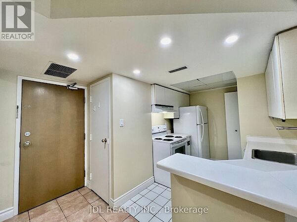 Toronto 2 bedrooms Apartment for rent. Property photo: 643173-2