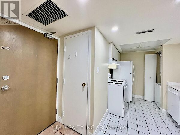Toronto 2 bedrooms Apartment for rent. Property photo: 643173-3
