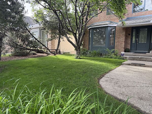 Calgary 3 + Den bedrooms House for rent. Property photo: 643200-2