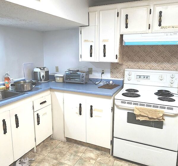 Calgary 2 bedrooms Basement for rent. Property photo: 643251-2