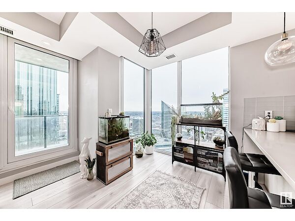 Edmonton 2 bedrooms Condo Unit for rent. Property photo: 643262-3
