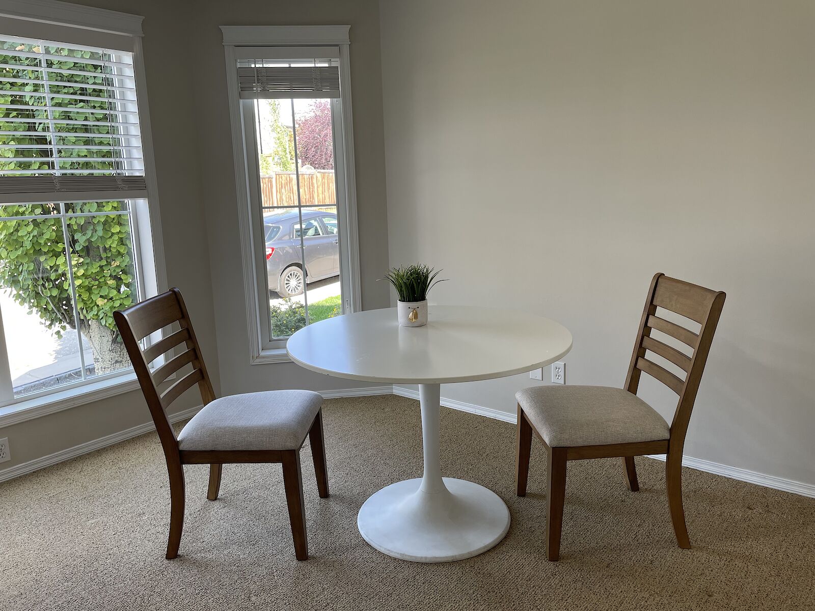 Calgary 1 bedroom Room For Rent for rent. Property photo: 643275-1