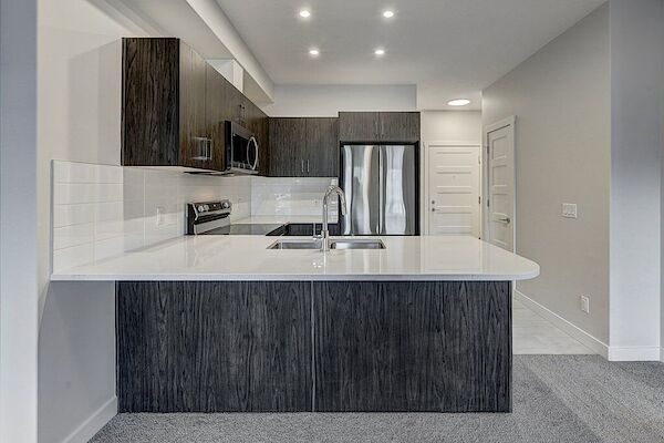 Calgary 2 bedrooms Condo Unit for rent. Property photo: 643293-3