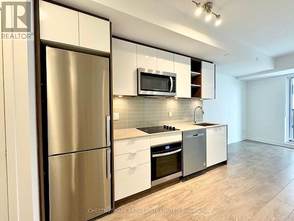 Toronto 2 bedrooms Apartment for rent. Property photo: 643298-3