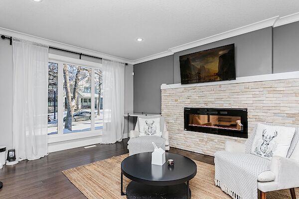 Edmonton 3 bedrooms Duplex for rent. Property photo: 643355-2
